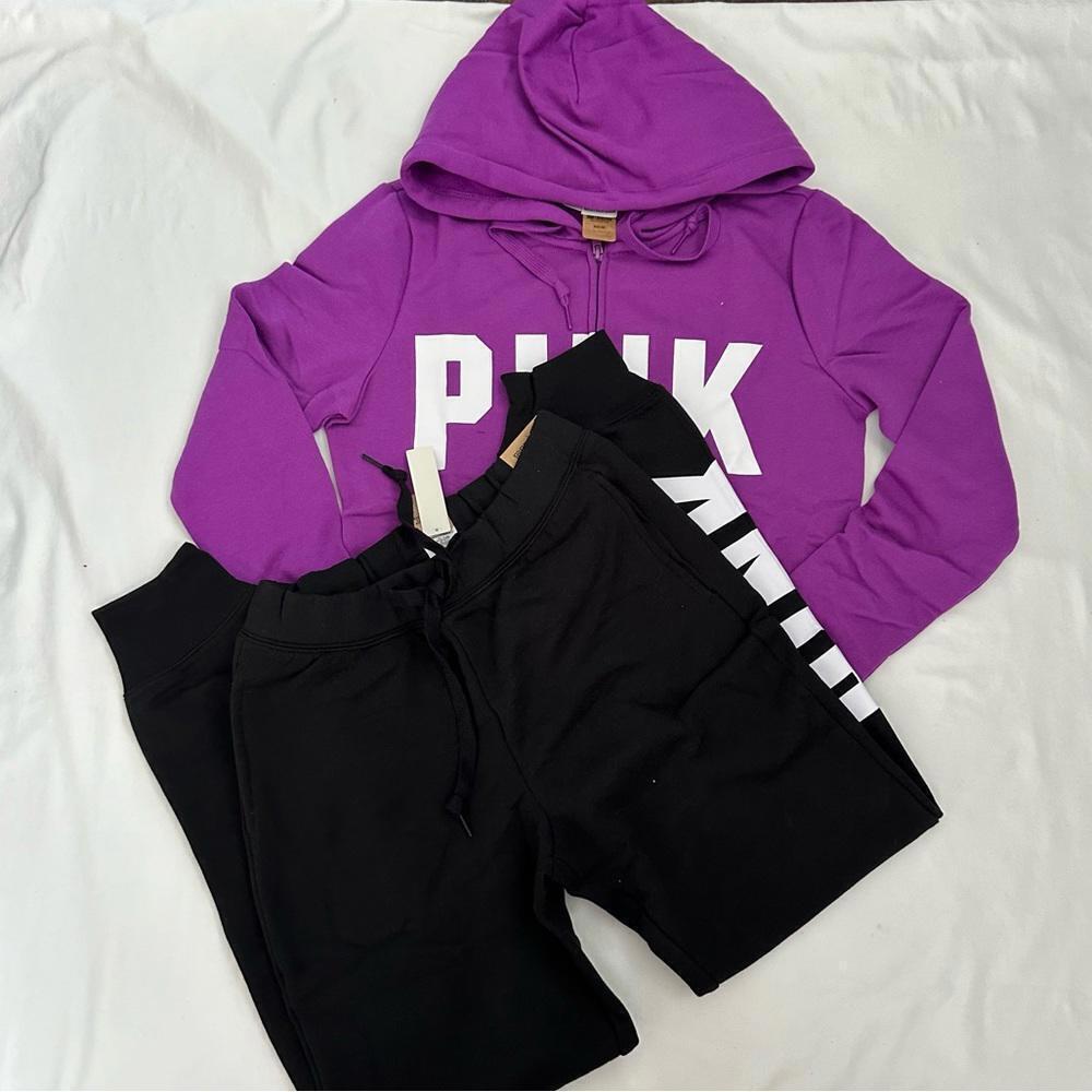PINK VICTORIA SECRET hoodie and joggers Set